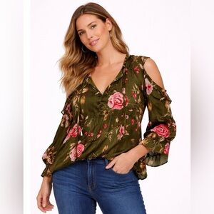 🌸 NWT! NY&Co Olive Floral Cold Shoulder Blouse
